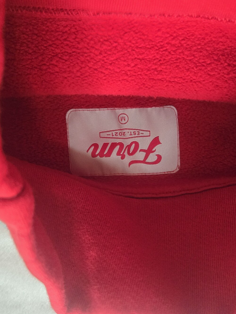 FORM Mock neck Sweatshirt in Red Size Medium